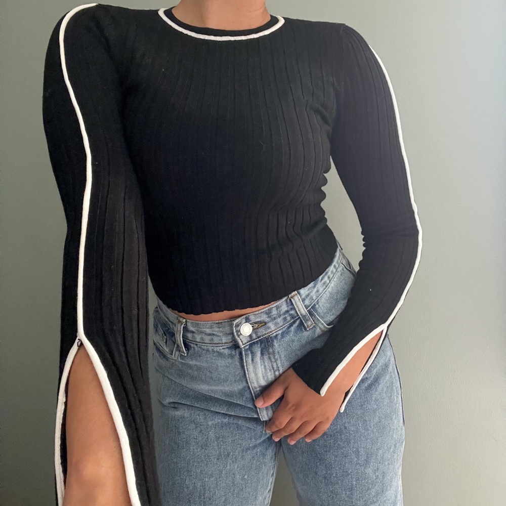 Zara top. Black with white lining